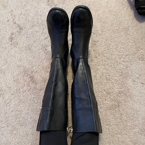 Tommy Hilfiger black boots - Picture 2 of 6